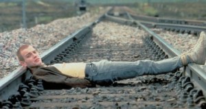 Ewan-McGregor-in-Trainspotting